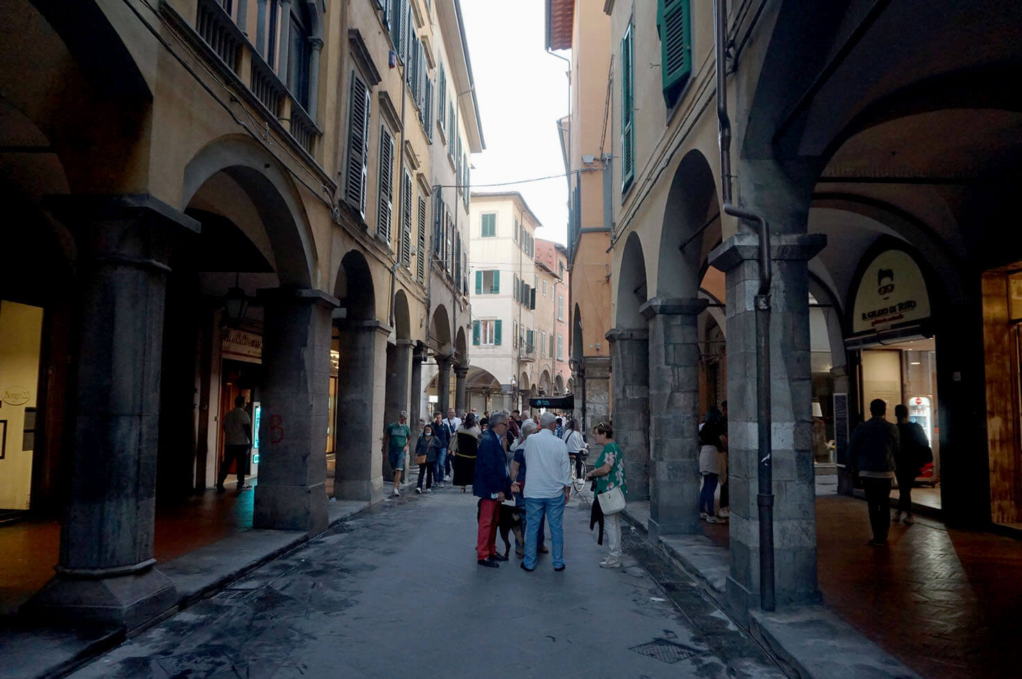 Borgo Stretto